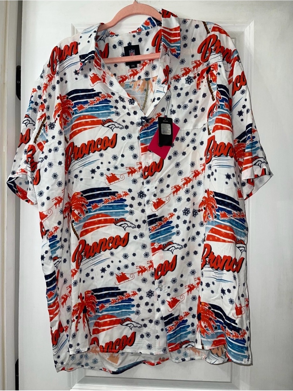 Denver Broncos Christmas Hawaiian Short-Sleeve Button-Up Shirt